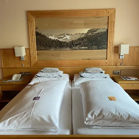 Völserhof Hotel 4*
